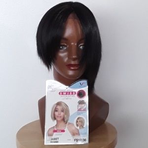 JARET FUTURA LACE FRONT WIG VIVICA FOX